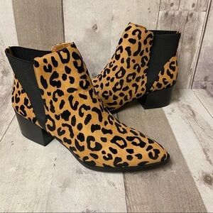 NWB Chinese Laundry Leopard Finn Booties Size 7.5